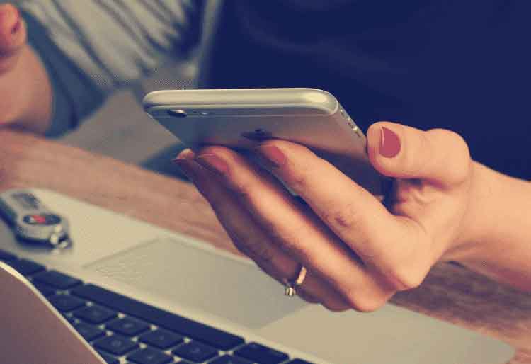 正版软件授权的免费轰炸电话软件下载